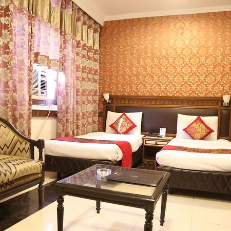 ניו דלהי Hotel Amar Inn- Lajpat Nagar Central Market מראה חיצוני תמונה