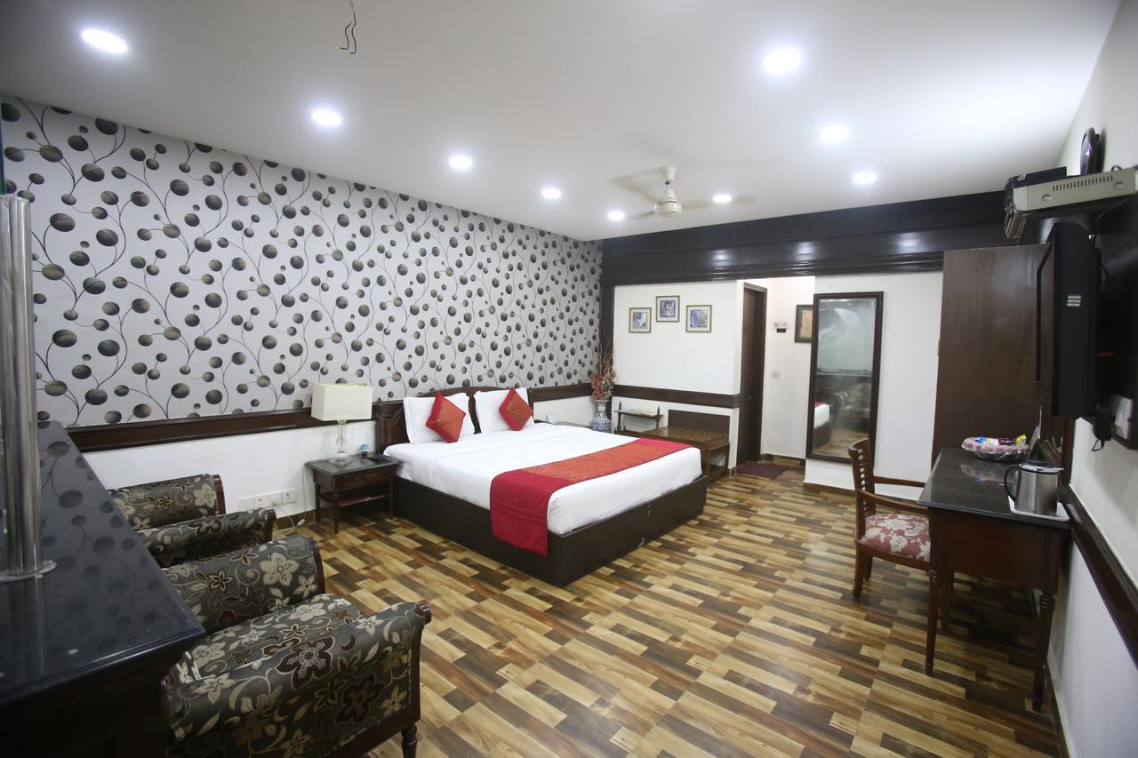 ניו דלהי Hotel Amar Inn- Lajpat Nagar Central Market מראה חיצוני תמונה