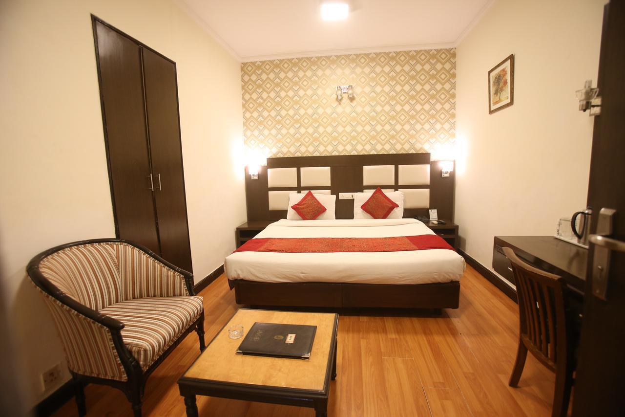 ניו דלהי Hotel Amar Inn- Lajpat Nagar Central Market מראה חיצוני תמונה