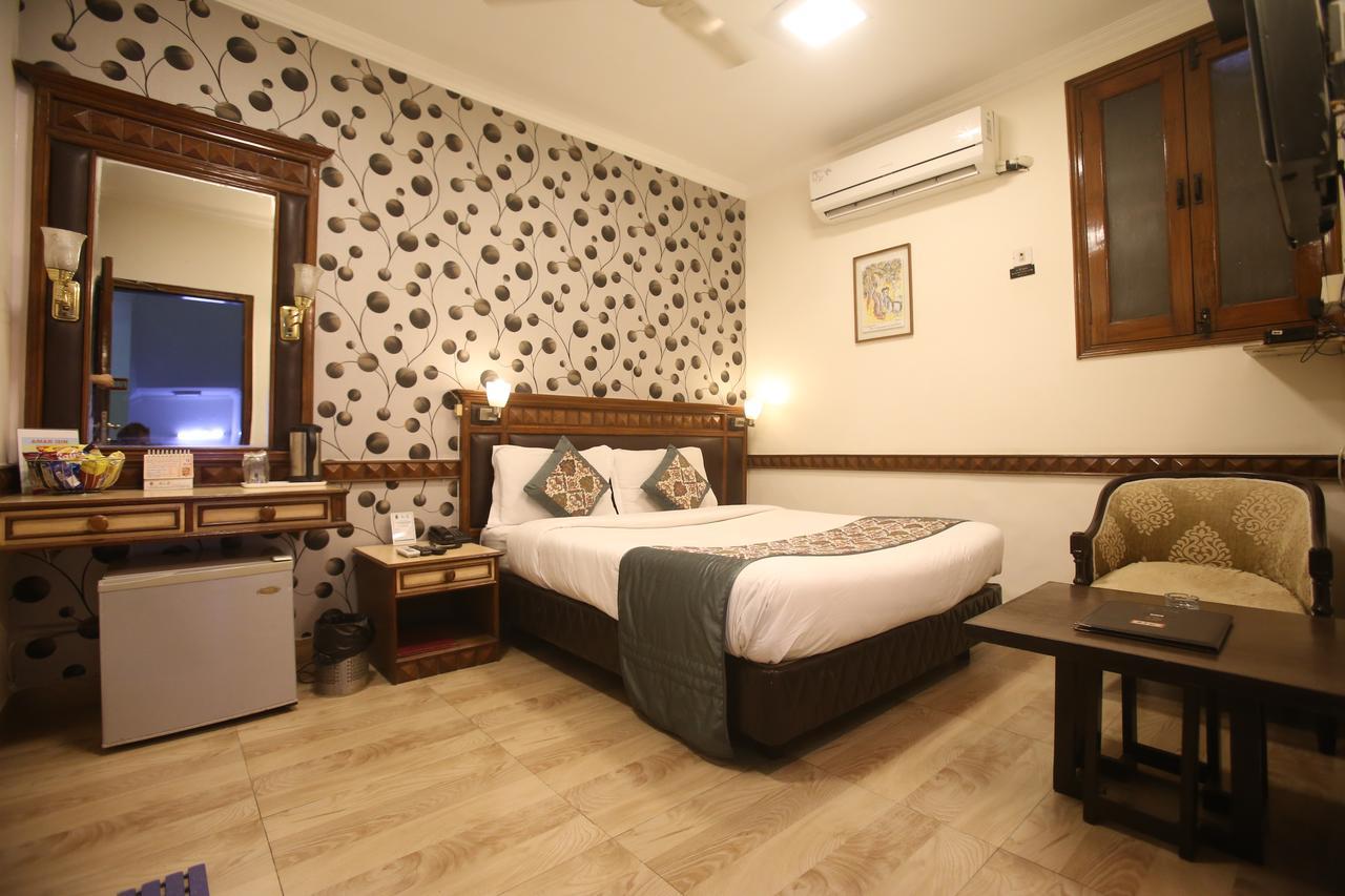ניו דלהי Hotel Amar Inn- Lajpat Nagar Central Market מראה חיצוני תמונה