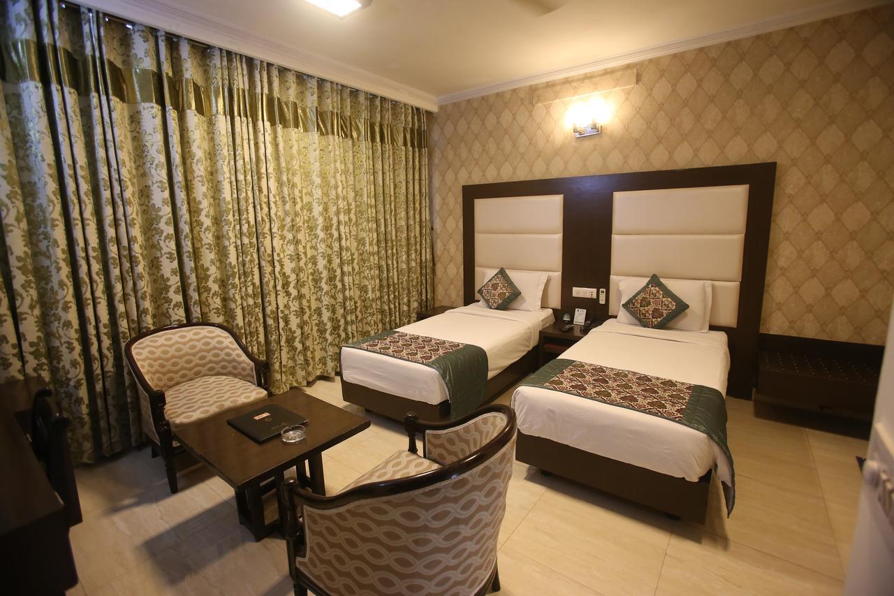 ניו דלהי Hotel Amar Inn- Lajpat Nagar Central Market מראה חיצוני תמונה